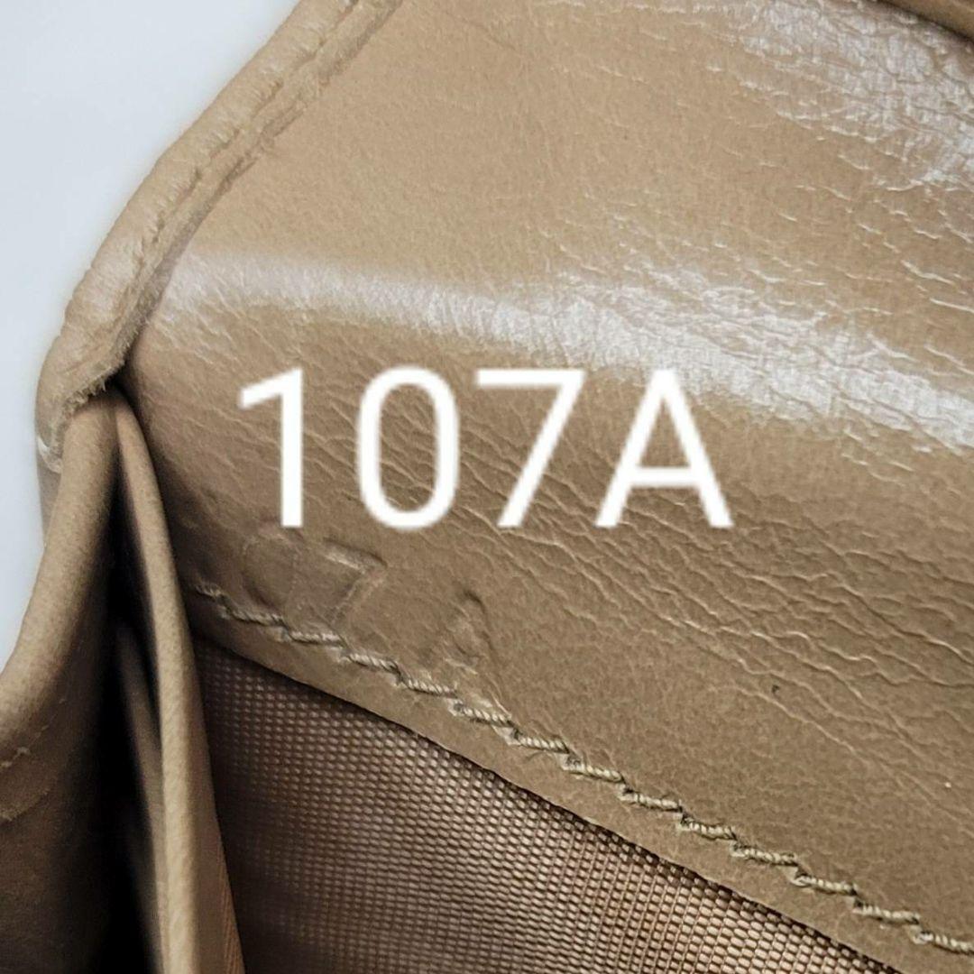 ほぼ未使用 現行モデルPRADA☆鑑定済☆ソフトルックスレザー1MH132財布