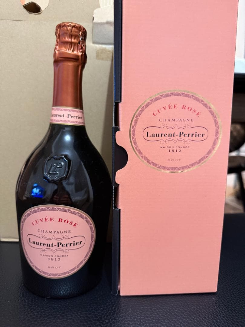 希少品！ローランペリエロゼ シャンパン グラス付き