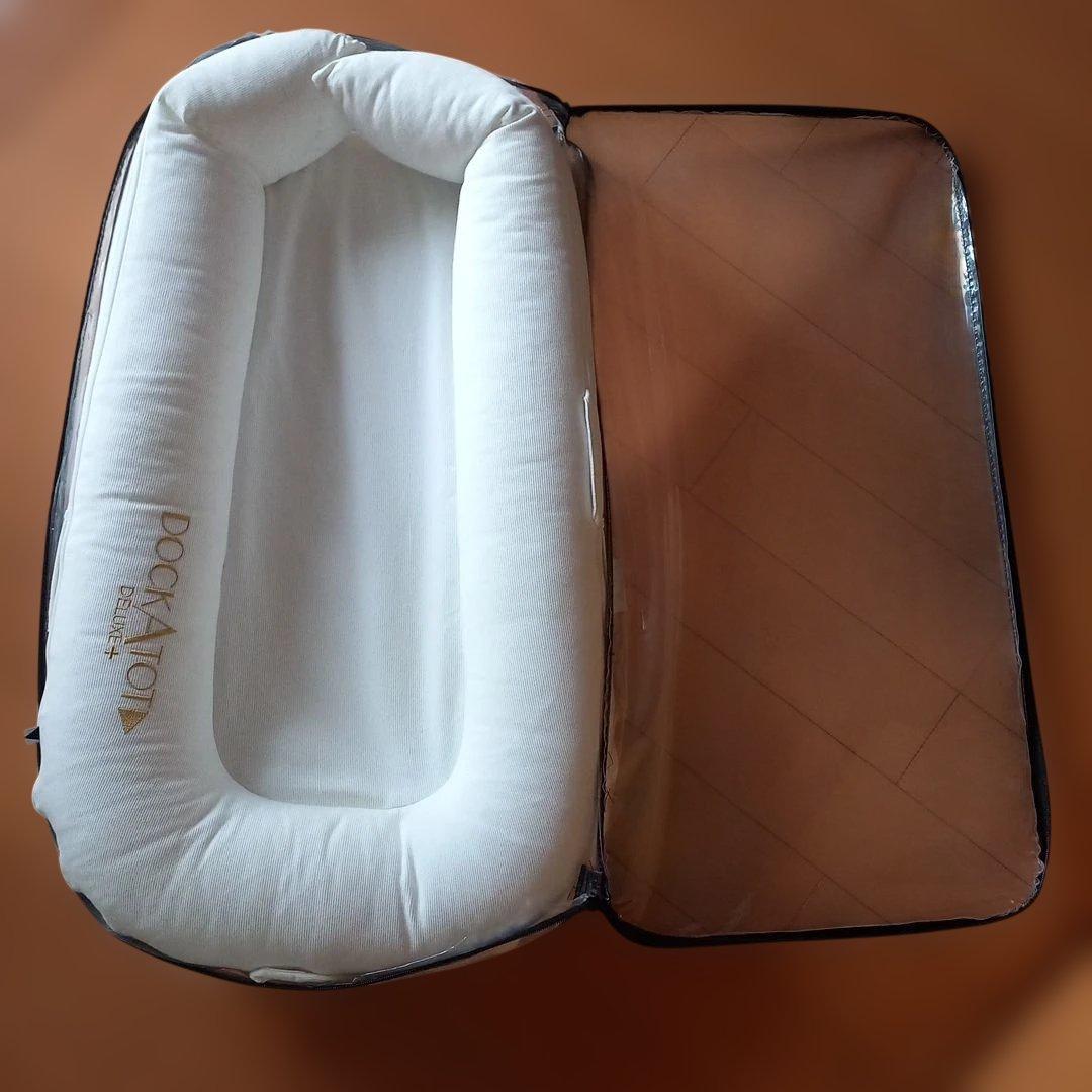 DOCKATOT DELUXE+ ベビーベッド ホワイト