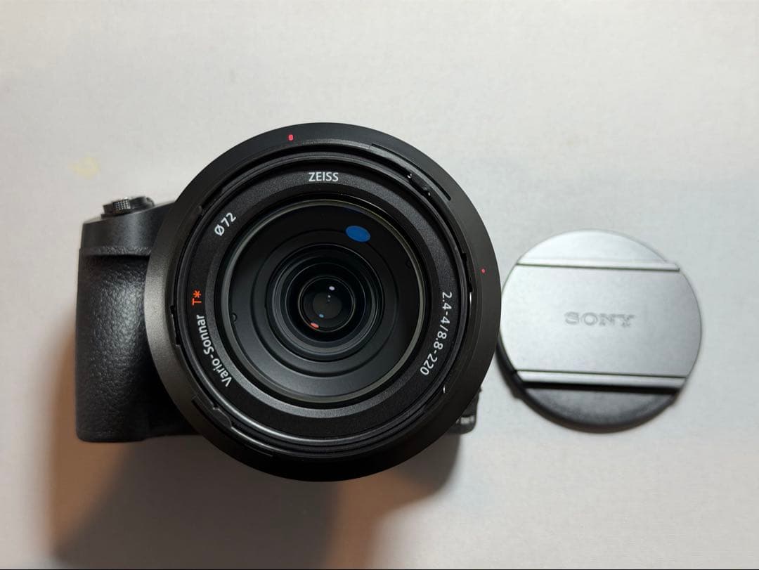 ソニーデジタルスチルカメラ　DSC-RX10M4