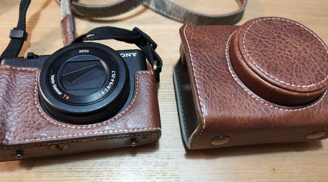 SONY ZV-1 ケース、予備バッテリー、充電器付き