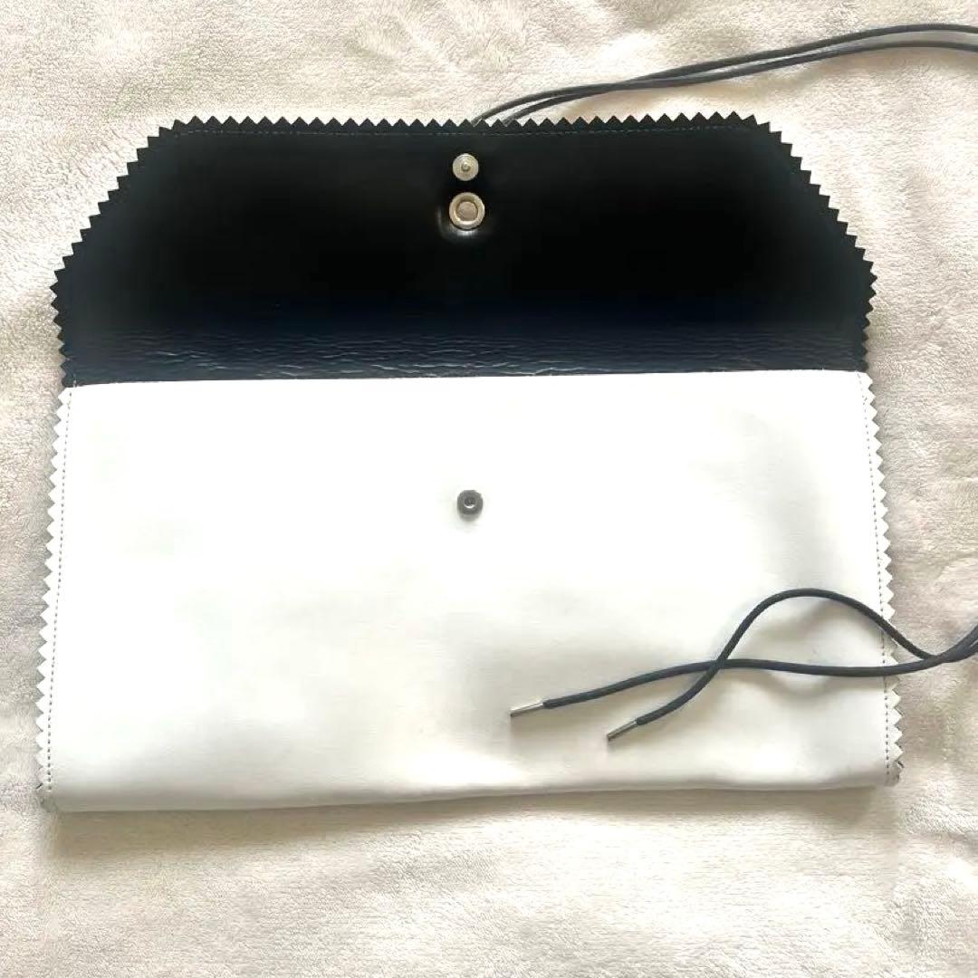 MM6 MaisonMargiela マルジェラのクラッチバッグ(白)
