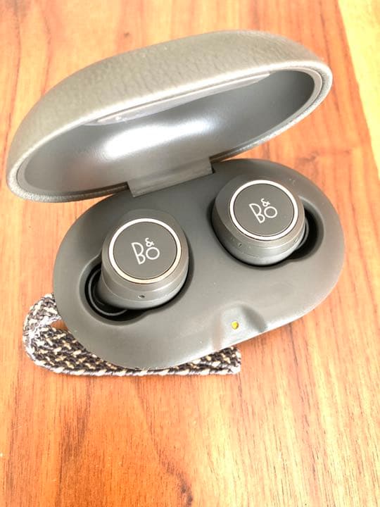 中古 Bang & Olufsen Beoplay E8 イヤフォン【ジャンク】