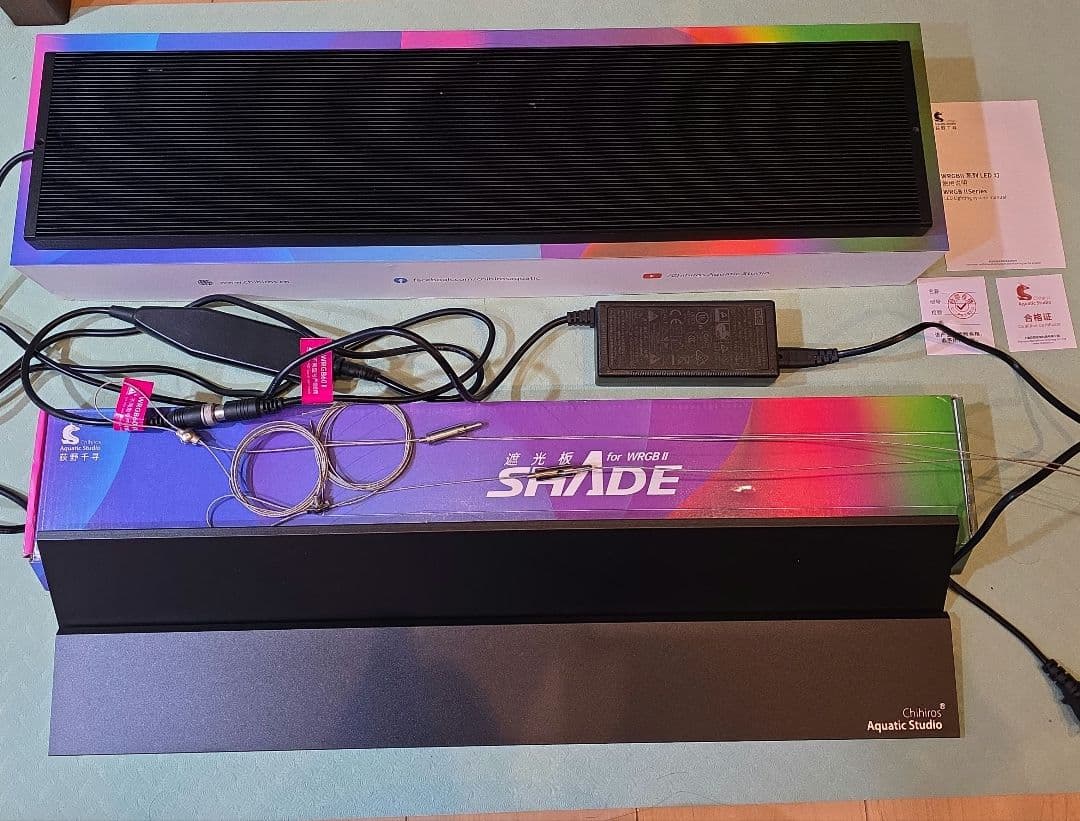 chihiros wrgbII 60cm 吊り下げ器具 シェード付き