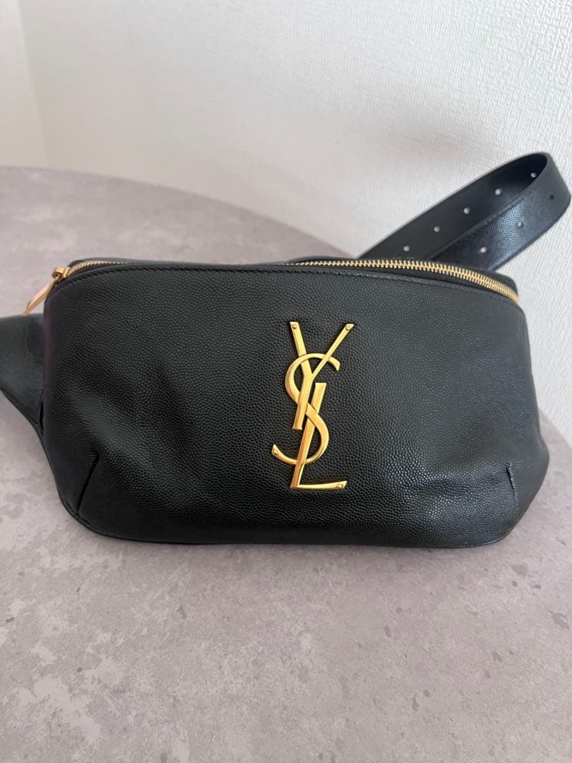 ⭐️美品YSL ブラックレザー ボディバッグ・ウエストポーチ　保証証付き