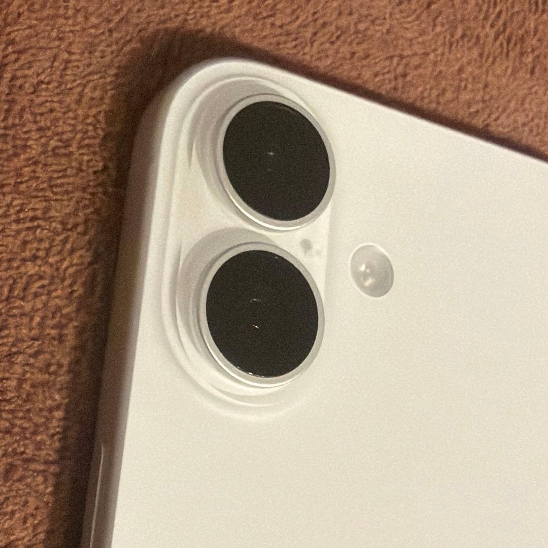 iPhone16Plus 本体 ホワイト 256GB