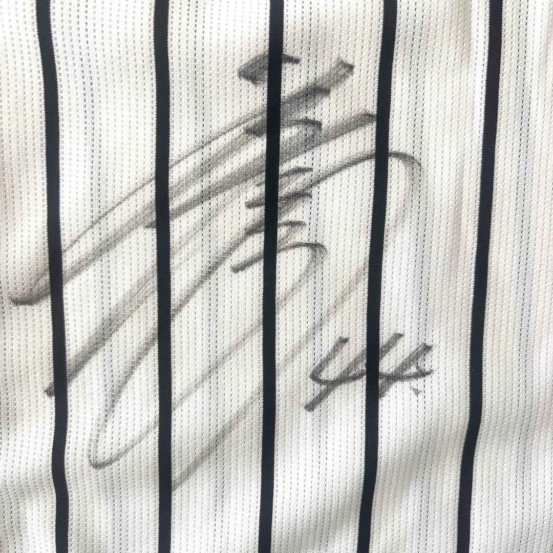 阪神タイガース　直筆サイン入りレプリカユニフォームＬ（美品）＆応援タオル他セット