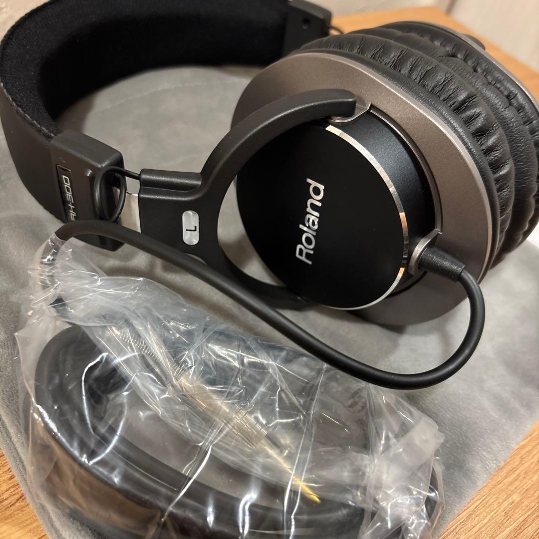【新品未使用】RH-300 RH300 Roland ローランド ヘッドホン