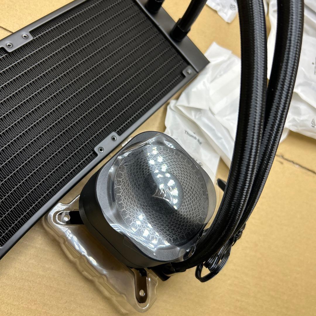 PC用ファン・クーラー CORSAIR NAUTILUS 240 RS ARGB