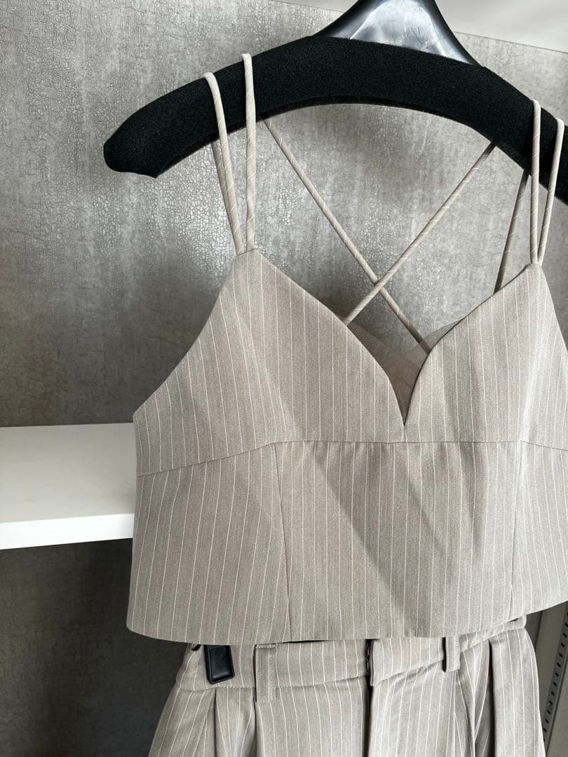 ANDRESD ピンストライプビスチェワイドパンツドレス　ベージュ　セットアップ