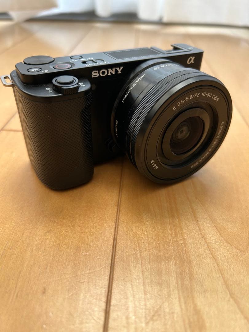 SONY ZV-E10 パワーズームレンズ キット　シューティンググリップ付