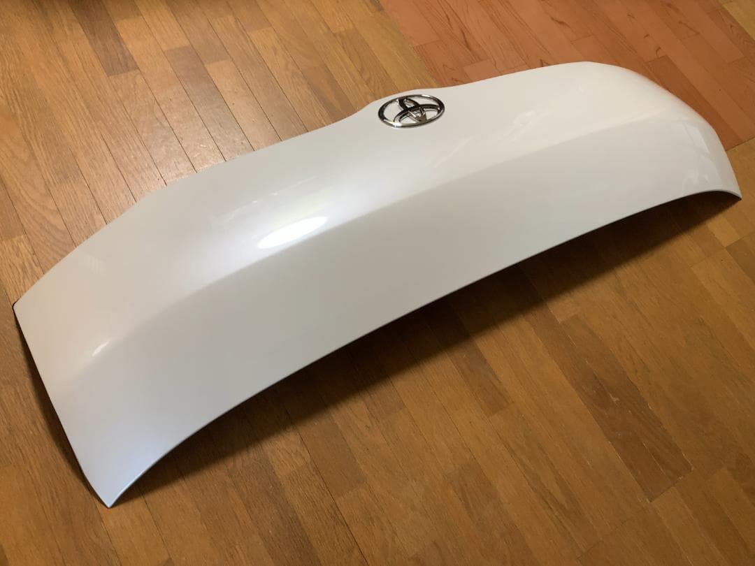 26-085 新車外し 200系 ハイエース 標準 純正 ボンネット 070 白