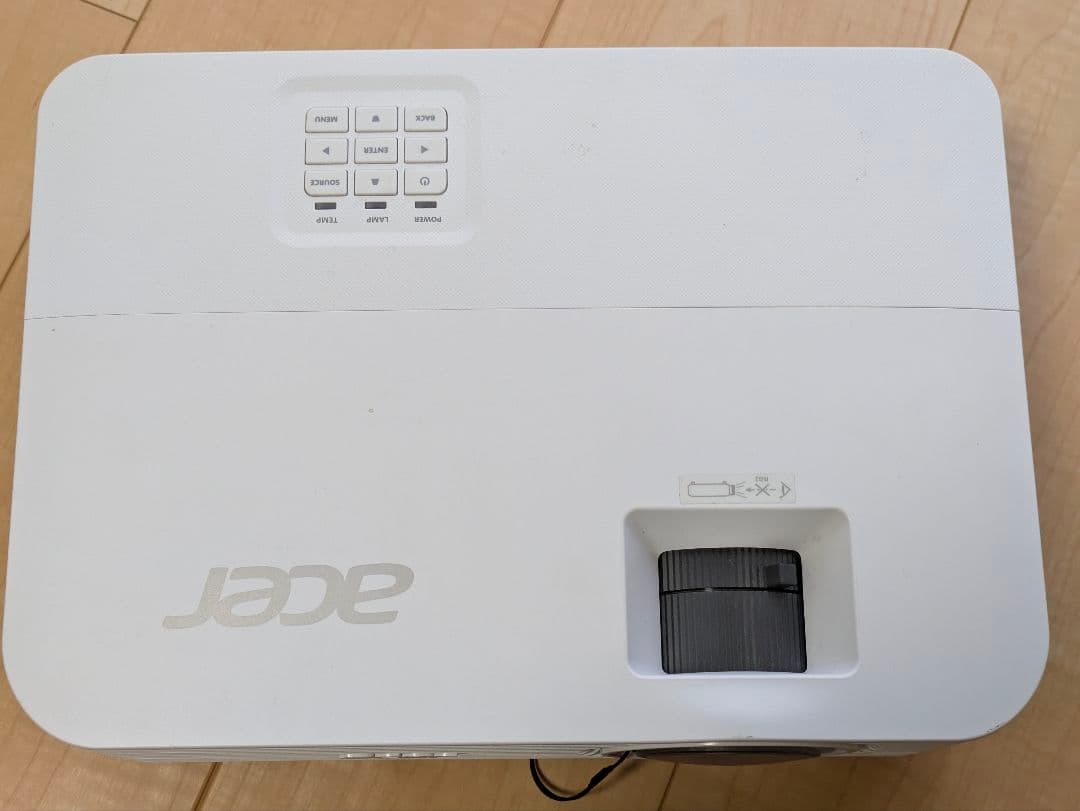 acer プロジェクター本体 ホワイト