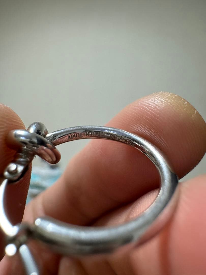 CELINE セリーヌ　ノット　スモールフープ　ピアス