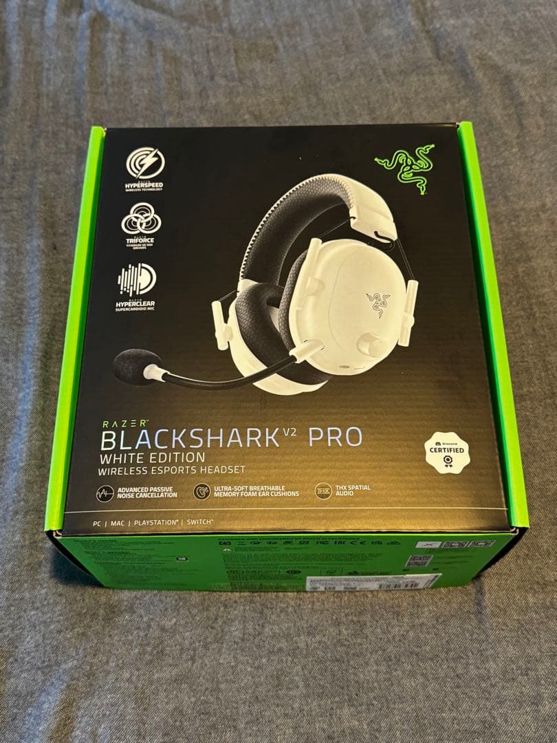 ヘッドホン Razer BLACKSHARK V2 PRO White Edition