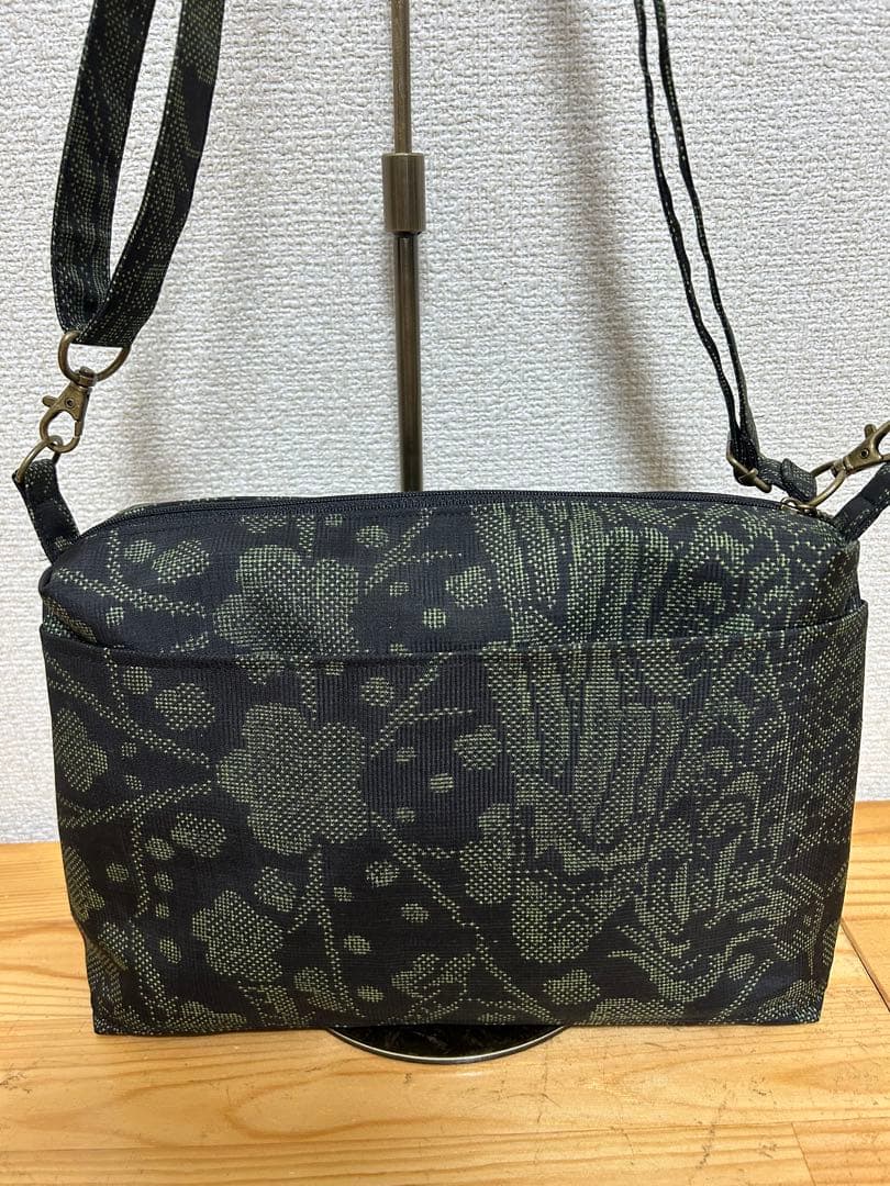 夢様オーダー　正絹大島紬ボディバッグ