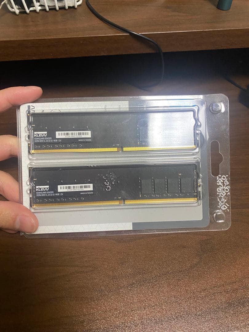 あ*あ様 【未使用】 DDR4 3200 32GB (2x16GB) メモリー