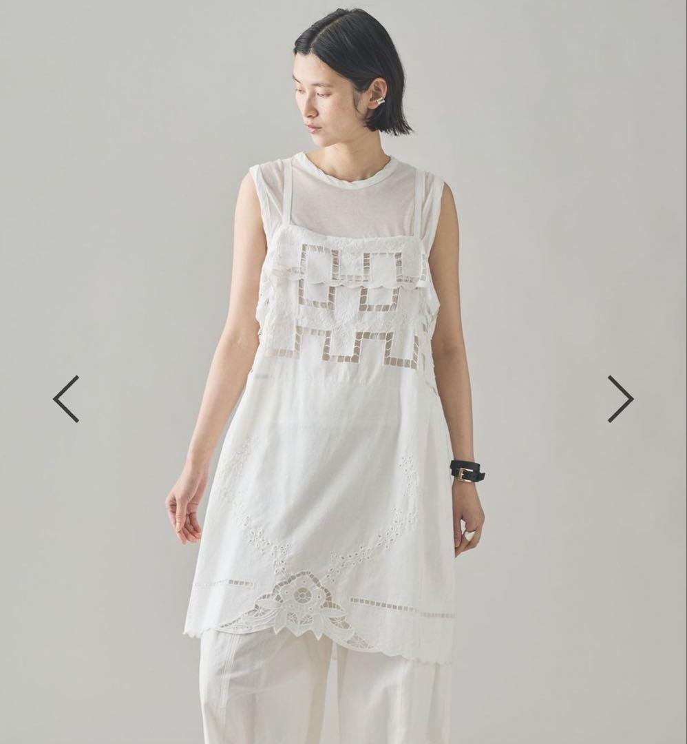 【未使用】Curensology カットワーククロスブラウス