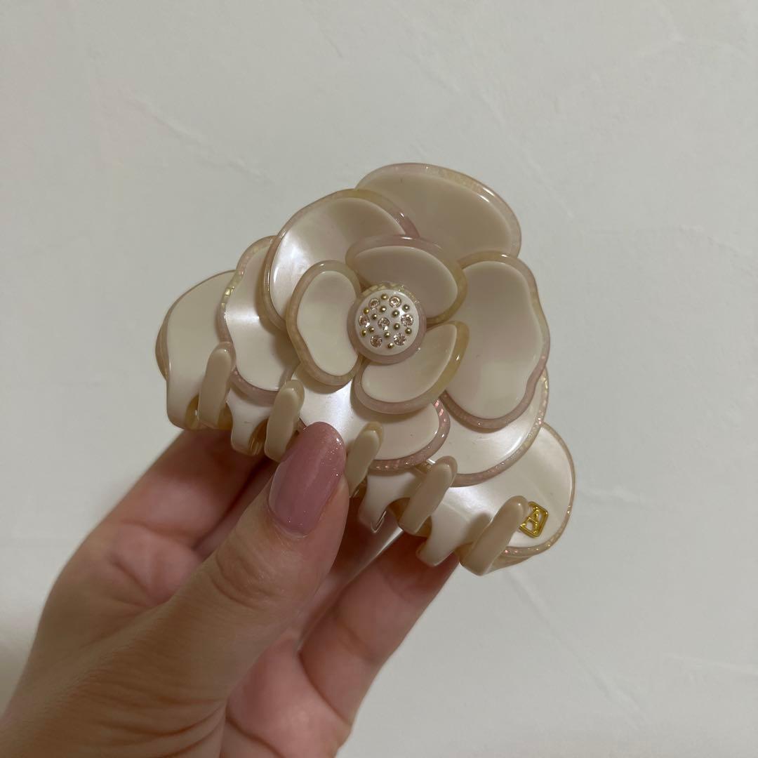 アレクサンドルドゥパリ 希少　カメリア グラデーション クリップ