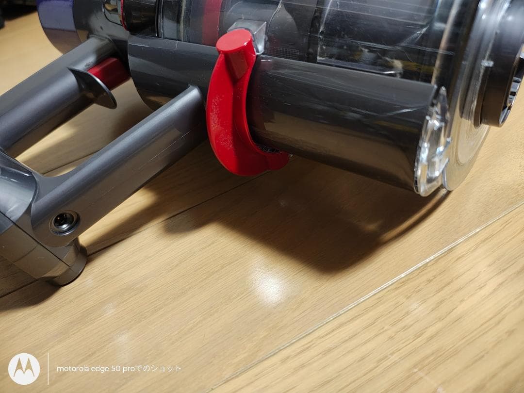 ダイソン★コードレス掃除機★V10本体★ＳV12★バッテリー新品と大差なし★1