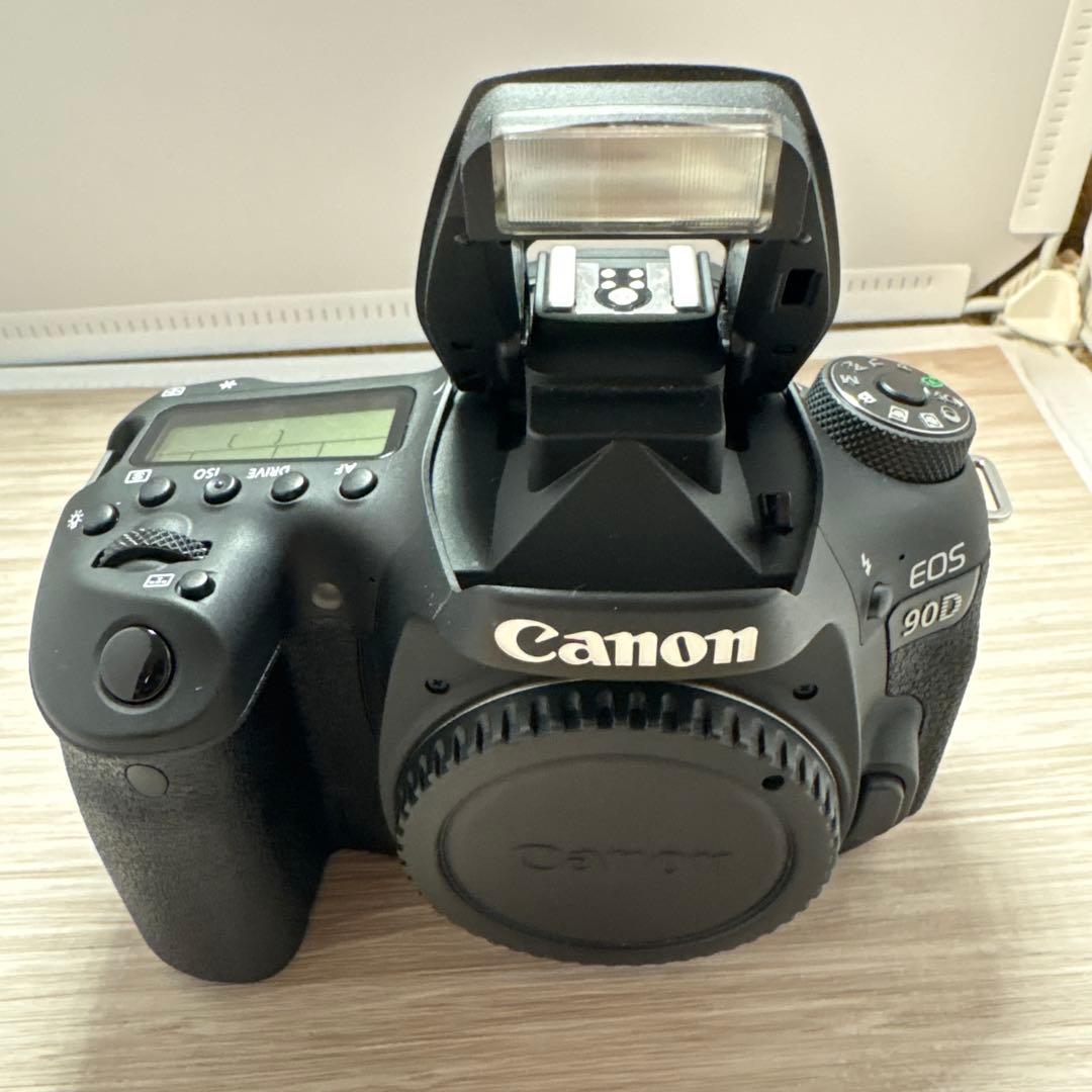 Canon EOS 90D 本体 バッテリー・チャージャー付き