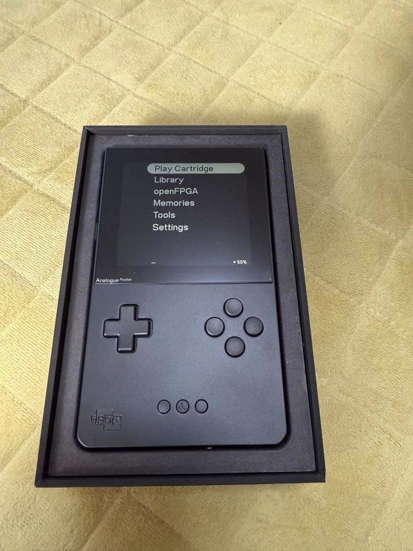 Analogue Pocket　ブラック　本体