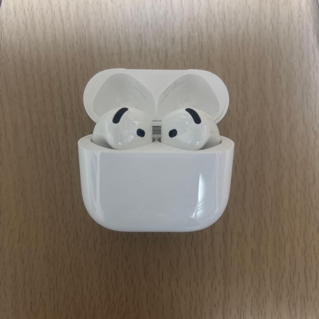 AirPods4アクティブノイズキャンセリング機能搭載