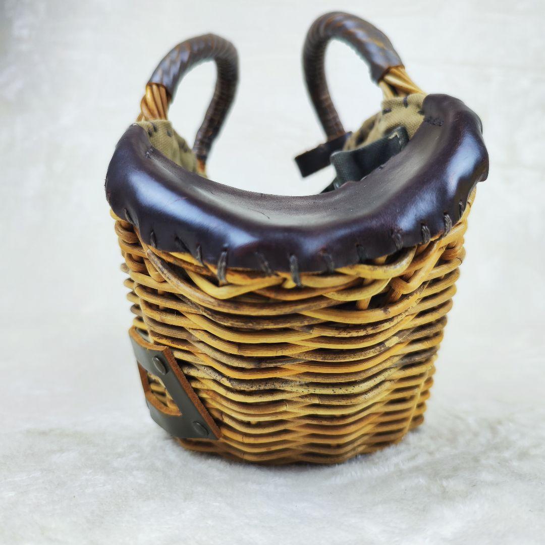 エバゴス カゴバッグ 扇型 レザー ラビットファー 鏡