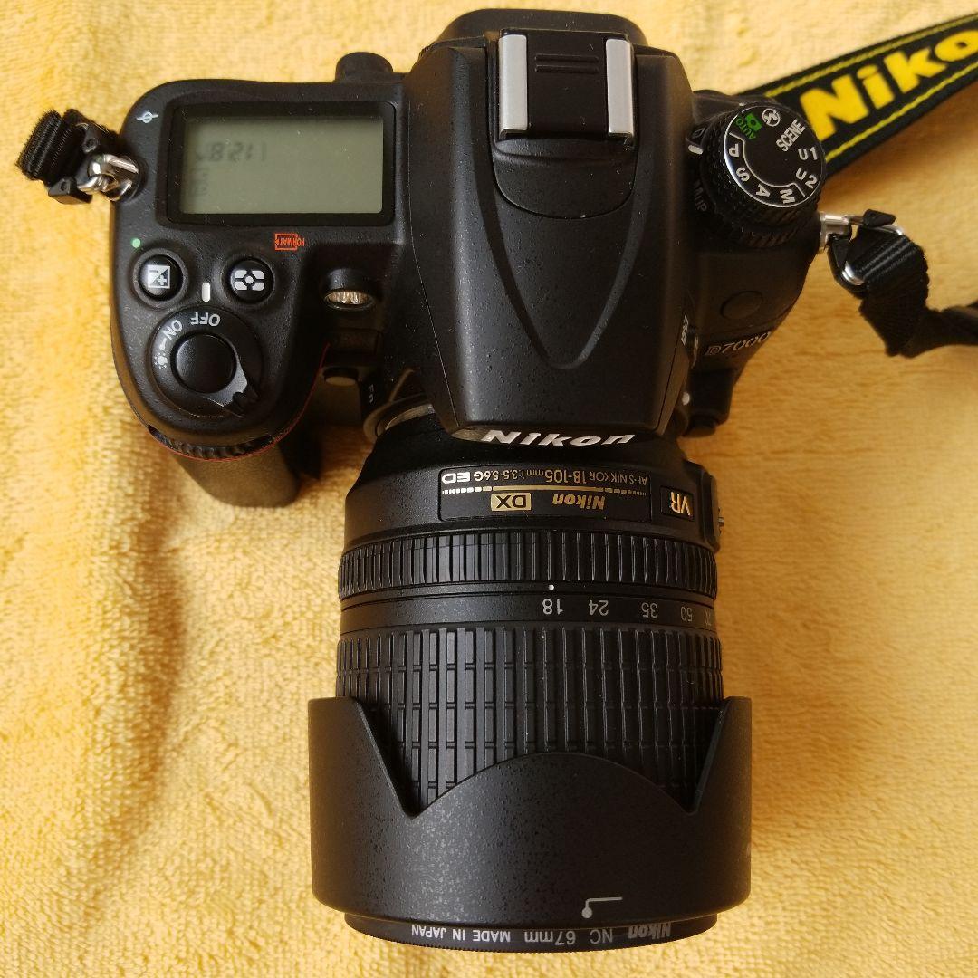 Nikon　デジタルカメラD7000　 レンズ　充電器　バッテリー　SD付き