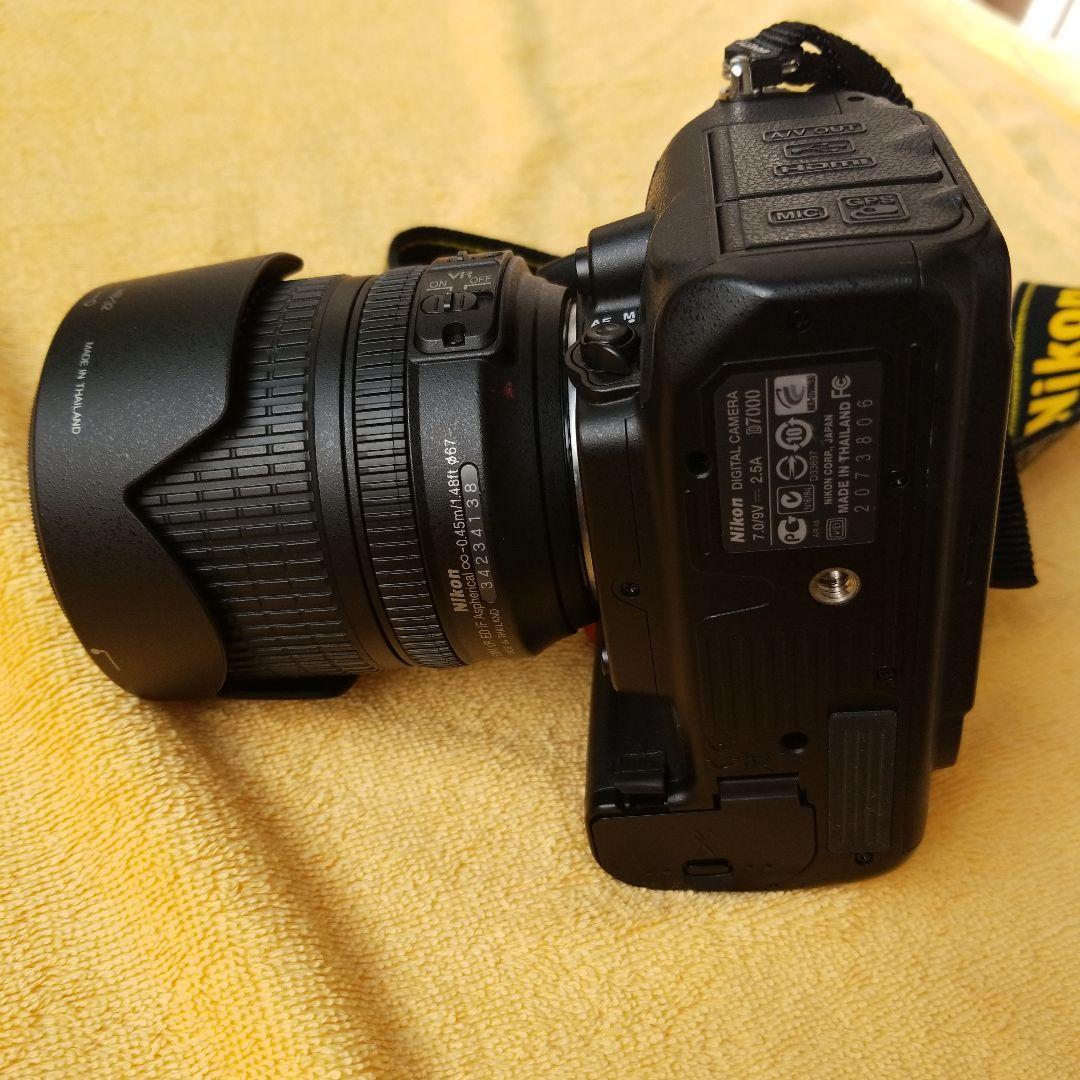 Nikon　デジタルカメラD7000　 レンズ　充電器　バッテリー　SD付き