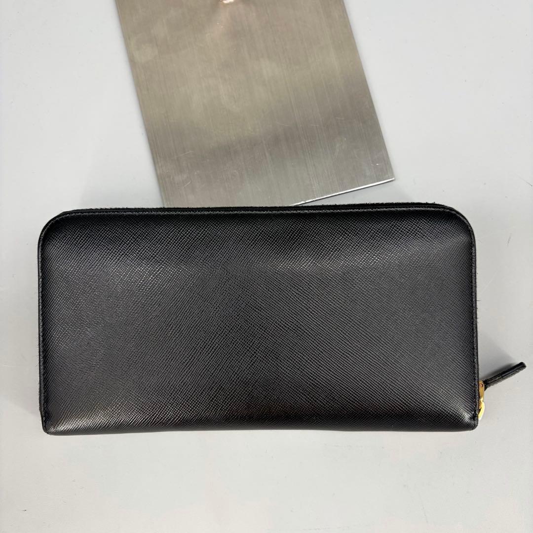 PRADA サフィアーノレザー 長財布 ブラック　フィオッコ　ラウンドファスナー