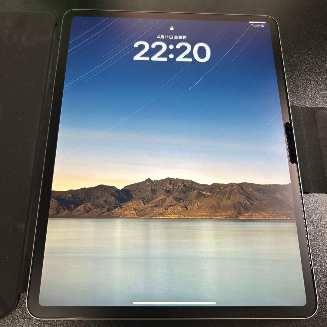 Apple iPad Air 13インチ　M2 スペースグレー　ケース付き