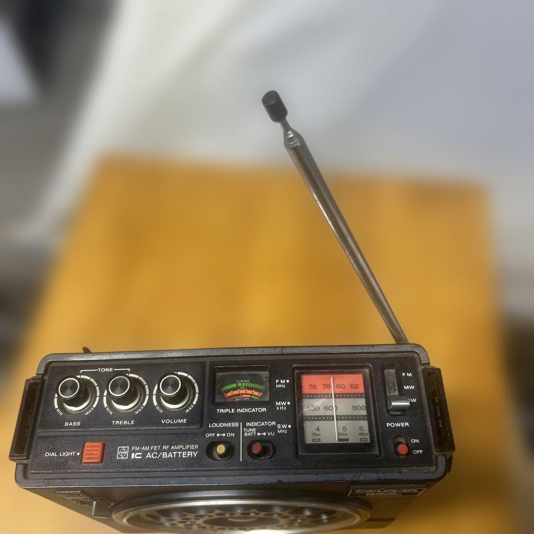 COUGAR RF-888『クーガ』3バンドラジオ　ナショナル