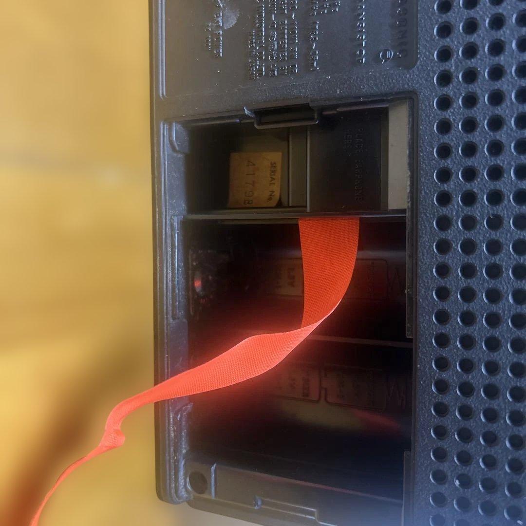 COUGAR RF-888『クーガ』3バンドラジオ　ナショナル