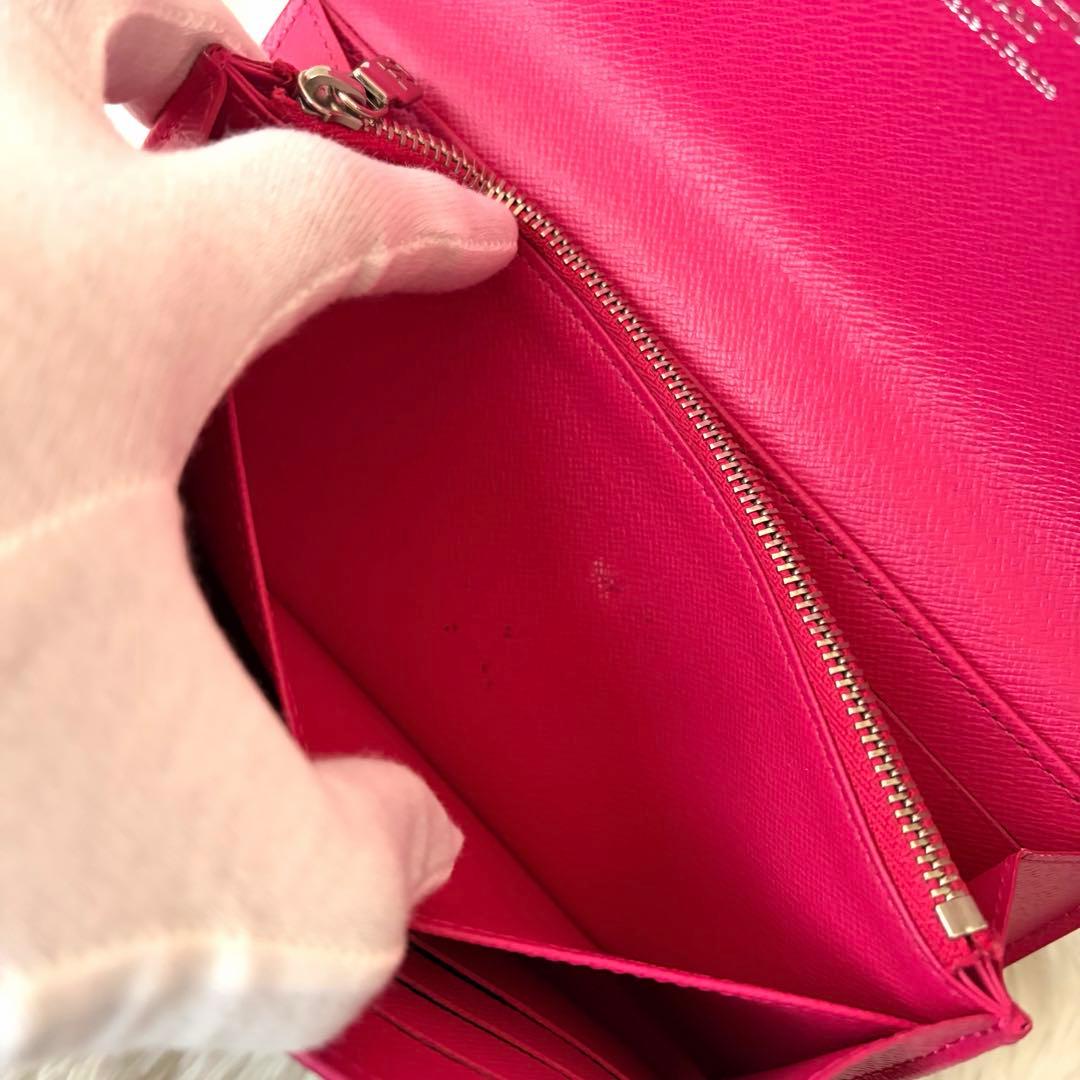 ルイヴィトン ポルトフォイユサラ　ノワール　ホットピンク　エピレザー　長財布