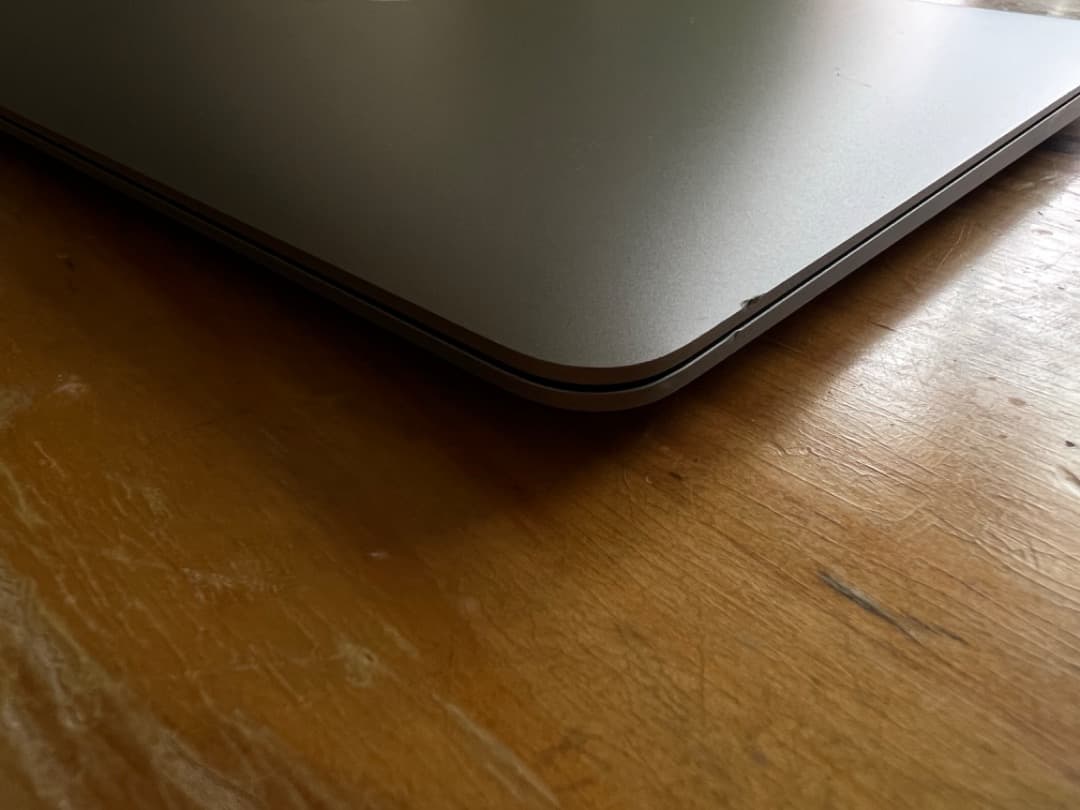 MacBook Air 2020 M1スペースグレー