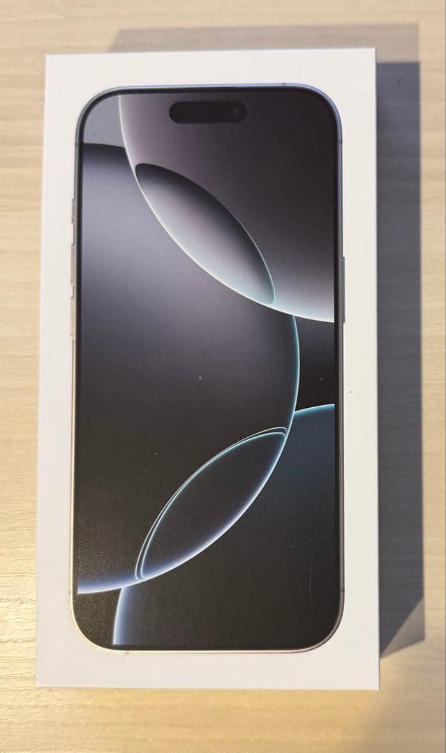 [新品未開封] iPhone 16 PRO 512GB ホワイト チタニウム