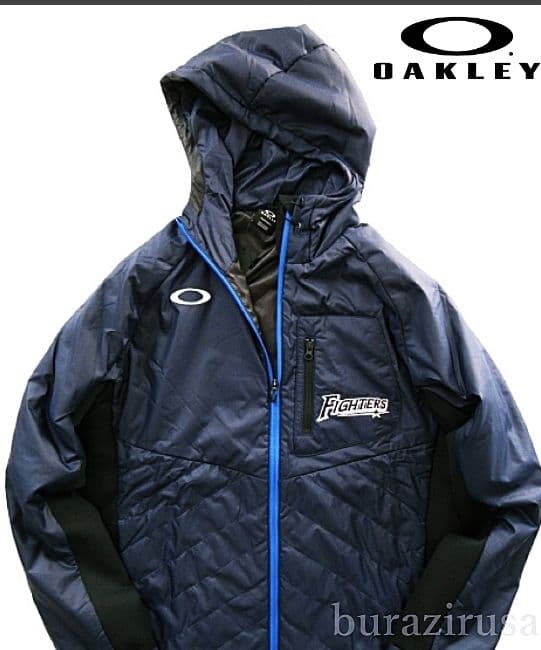 ☆ XXLサイズ◆未使用☆タグ付き☆オークリー×ファイターズ☆中綿ジャケット☆