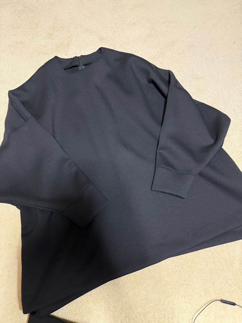 【限定値下】ウィムガゼット ダンボールプルオーバー