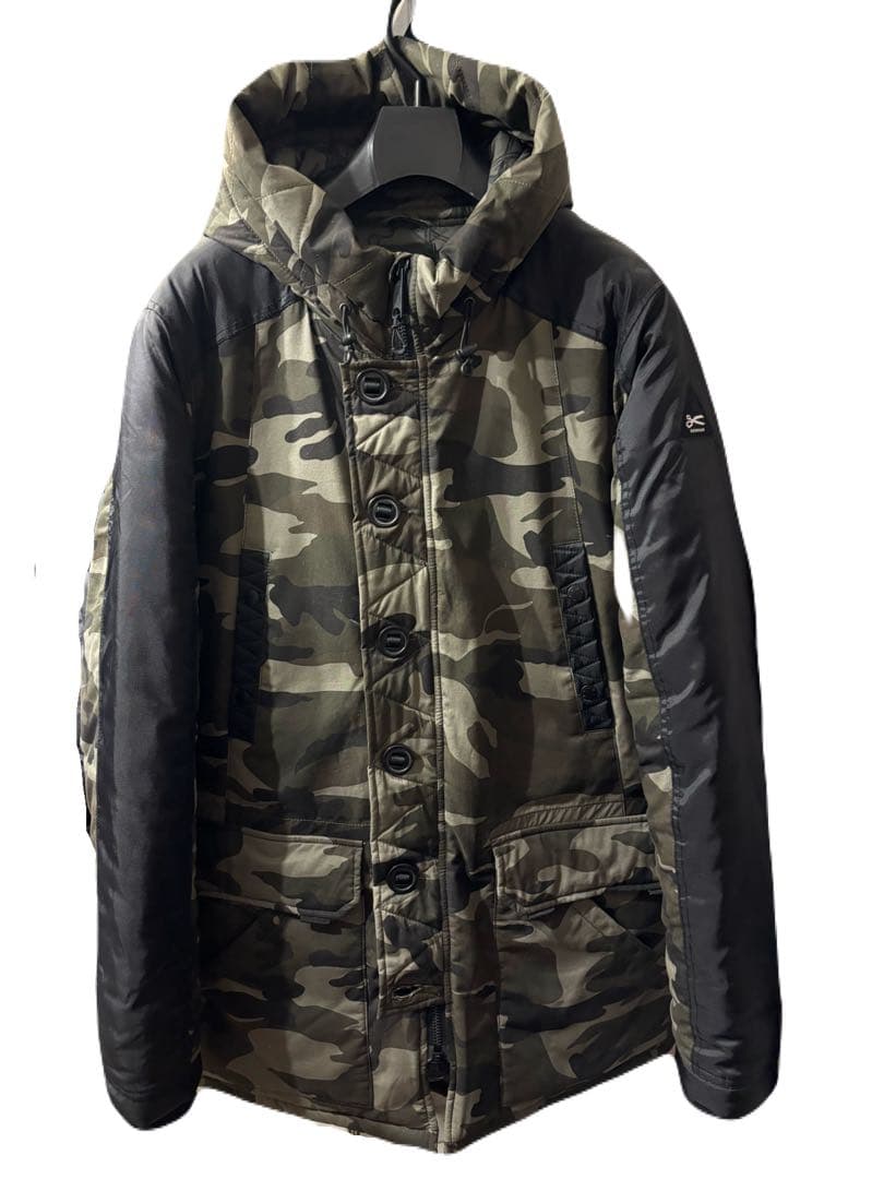 DENHAM 迷彩 中綿 フード ジャケット