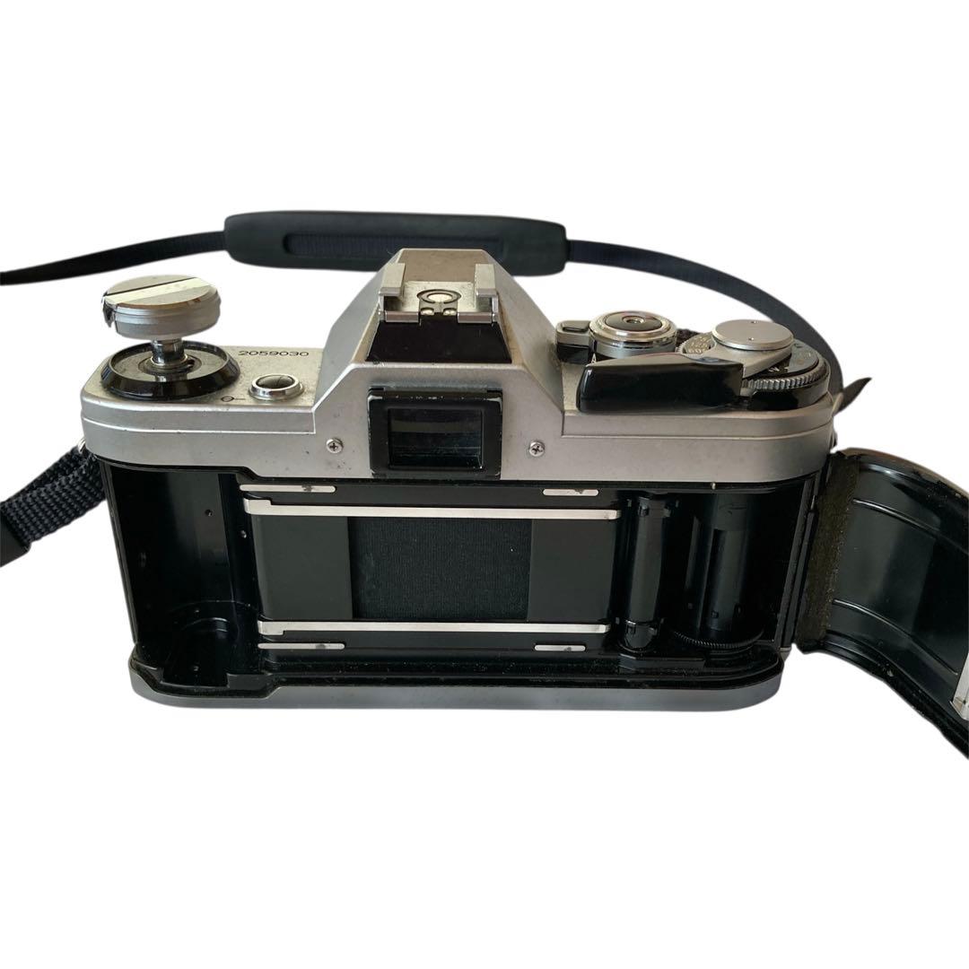 Canon AE-1 一眼レフ フィルムカメラ 28mmレンズ付き