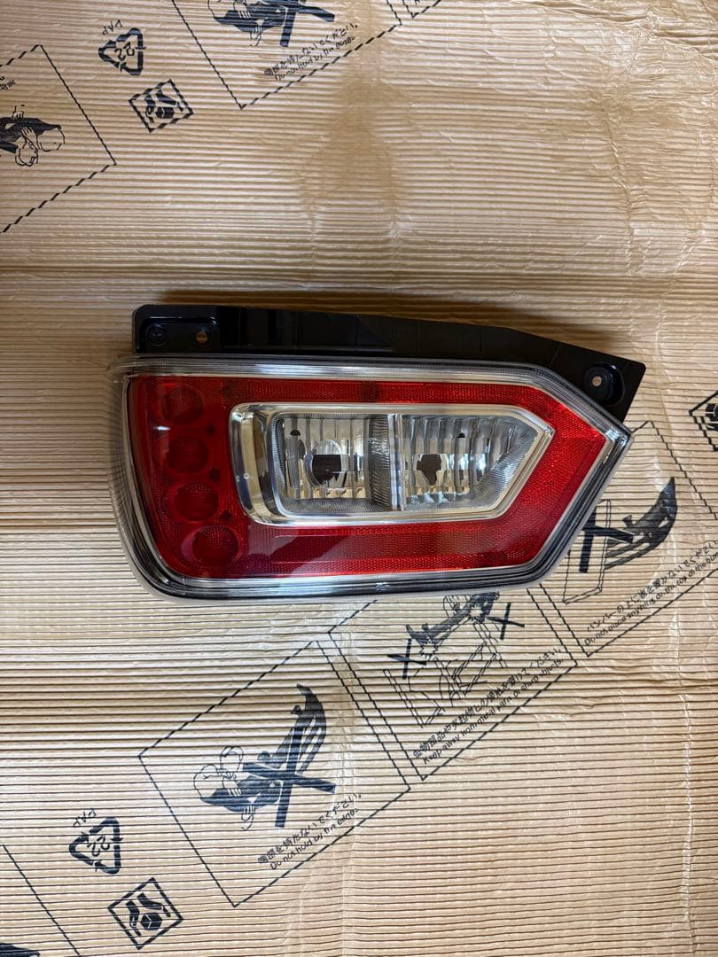 ワゴンR LEDテールランプ左