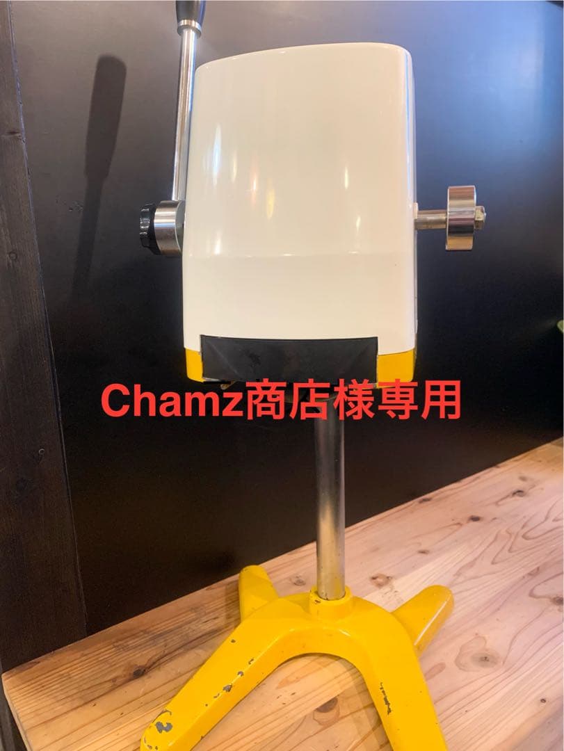 めいらく　スジャータ　カップアイス　手動式ソフトクリーム抽出機ワンショット