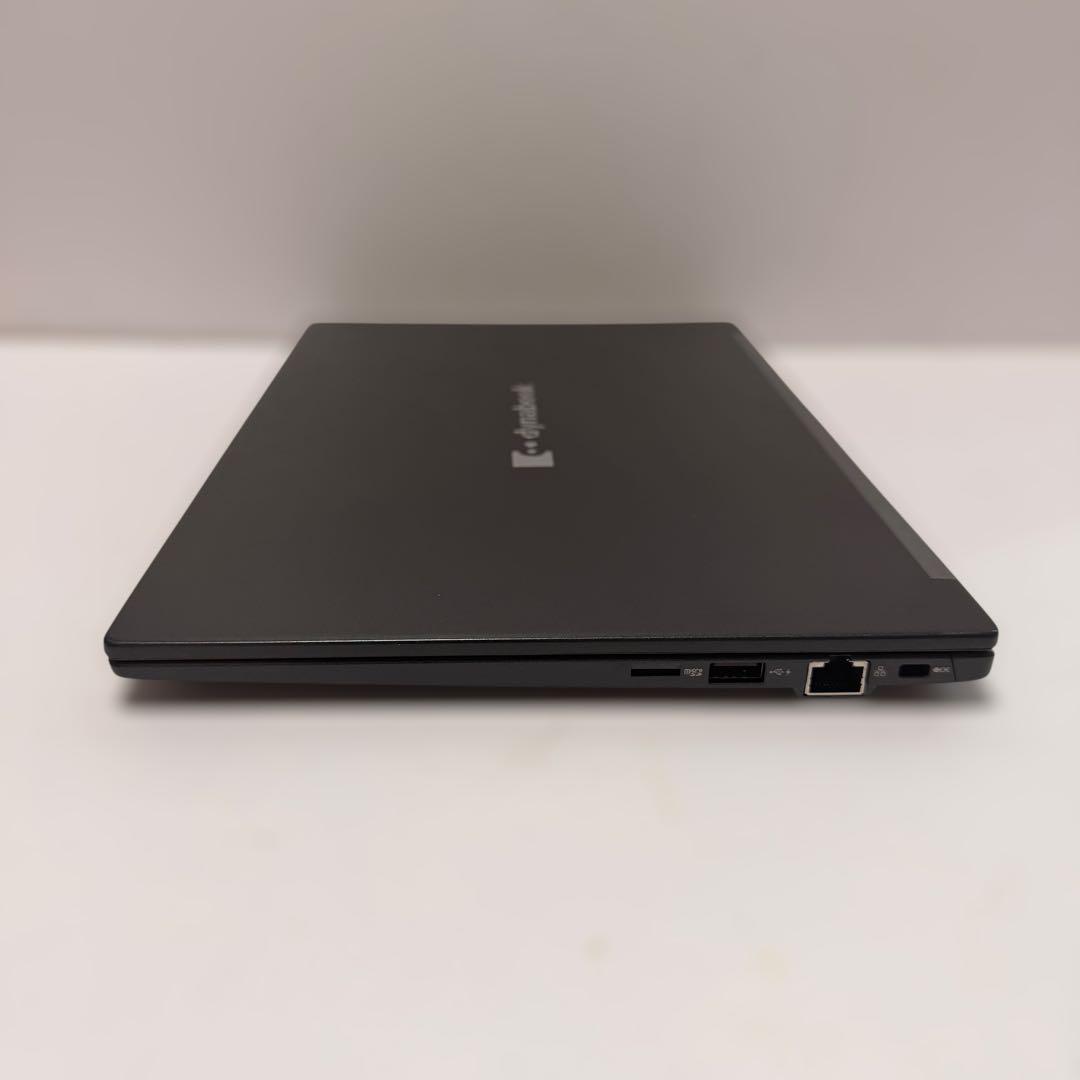 バッテリー最大容量87% dynabook G83/KW 2023年製 美品