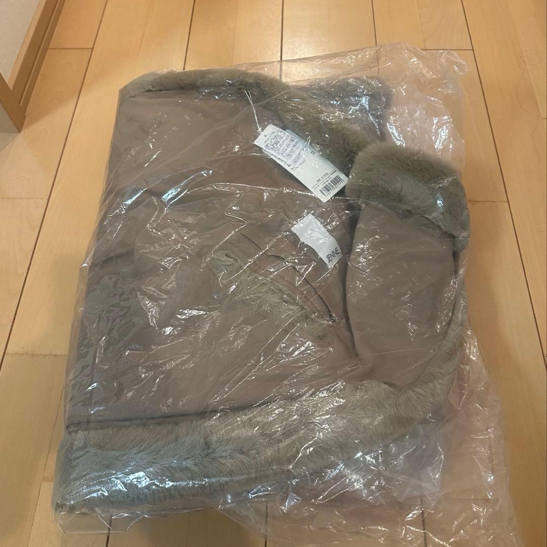 ジェンヌ リッチボリュームファーケープ　　ベージュ