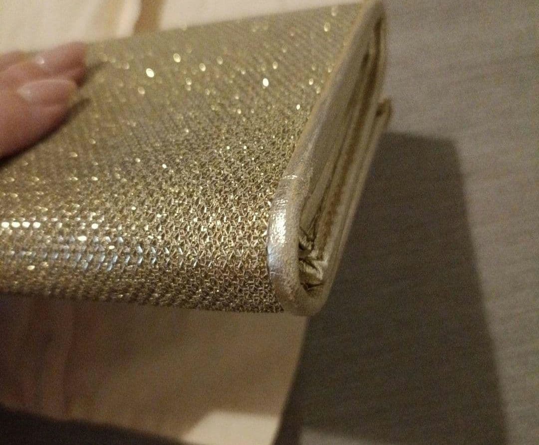 ジミーチュウ　ゴールド クラッチバッグ