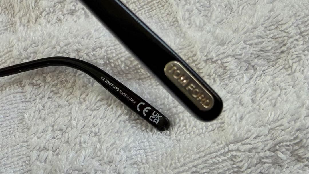 トムフォード TOM FORD TF1042D 01V 52サングラス