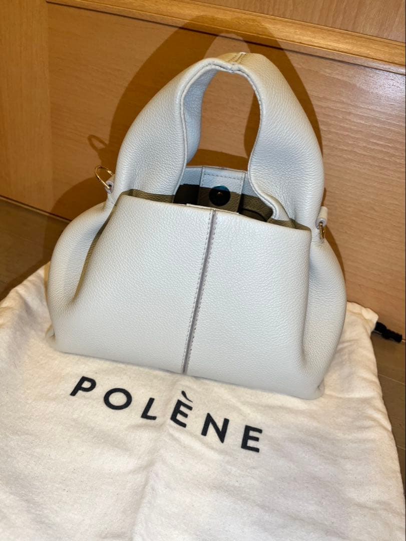 POLÈNE ホワイトレザー ショルダーバッグ