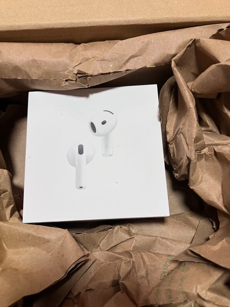 ア*ス様 AirPods 4 ノイキャン搭載　新品　未使用　未開封