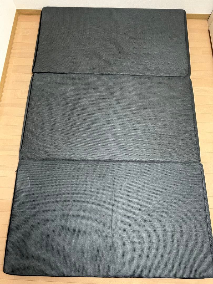 【美品】GOKUMIN 三つ折り　セミダブル